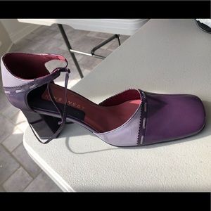 NWOT Nine West two tone purple leather heels
